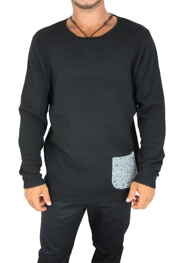Combos men's knit jumper black with pocket
