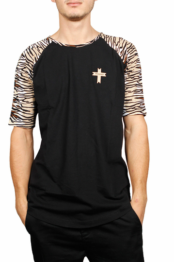 Crossover longline t-shirt black with animal sleeves